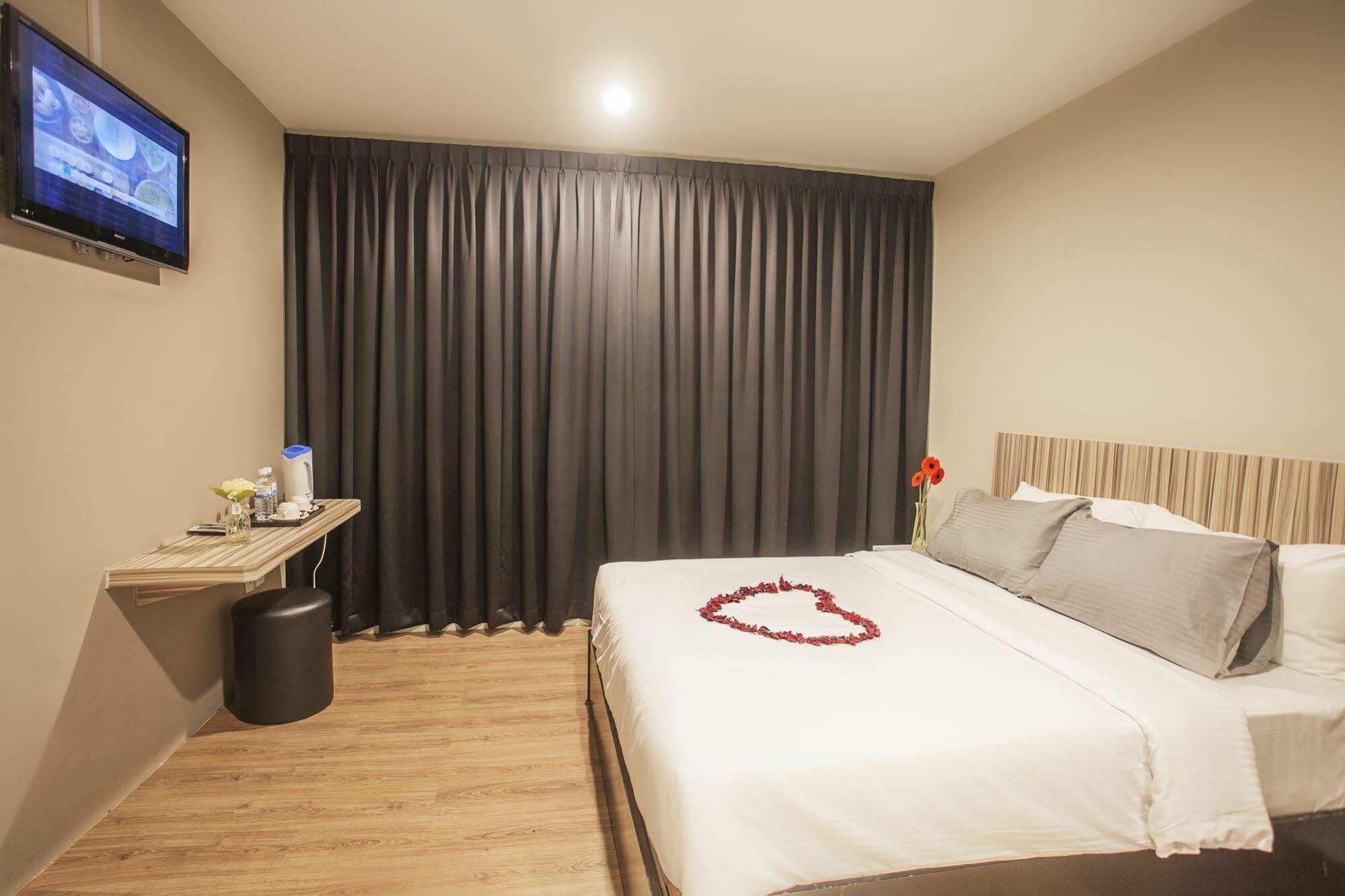 New Boutique Hotel Johor Bahru Zewnętrze zdjęcie